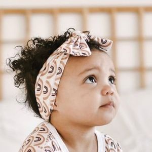 Infant bow headband Rainbow print